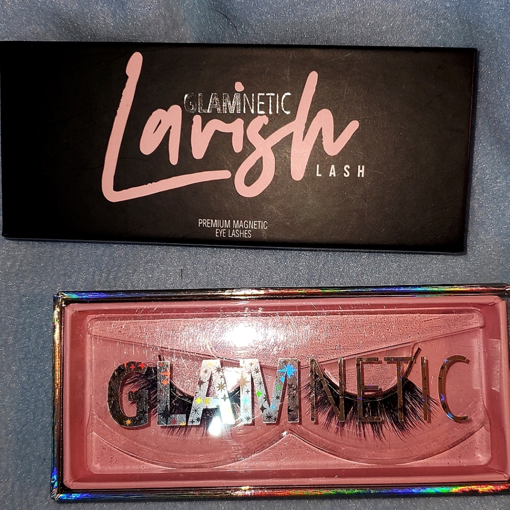 GLAMNETIC magnetic false eyelashes. 2 pairs